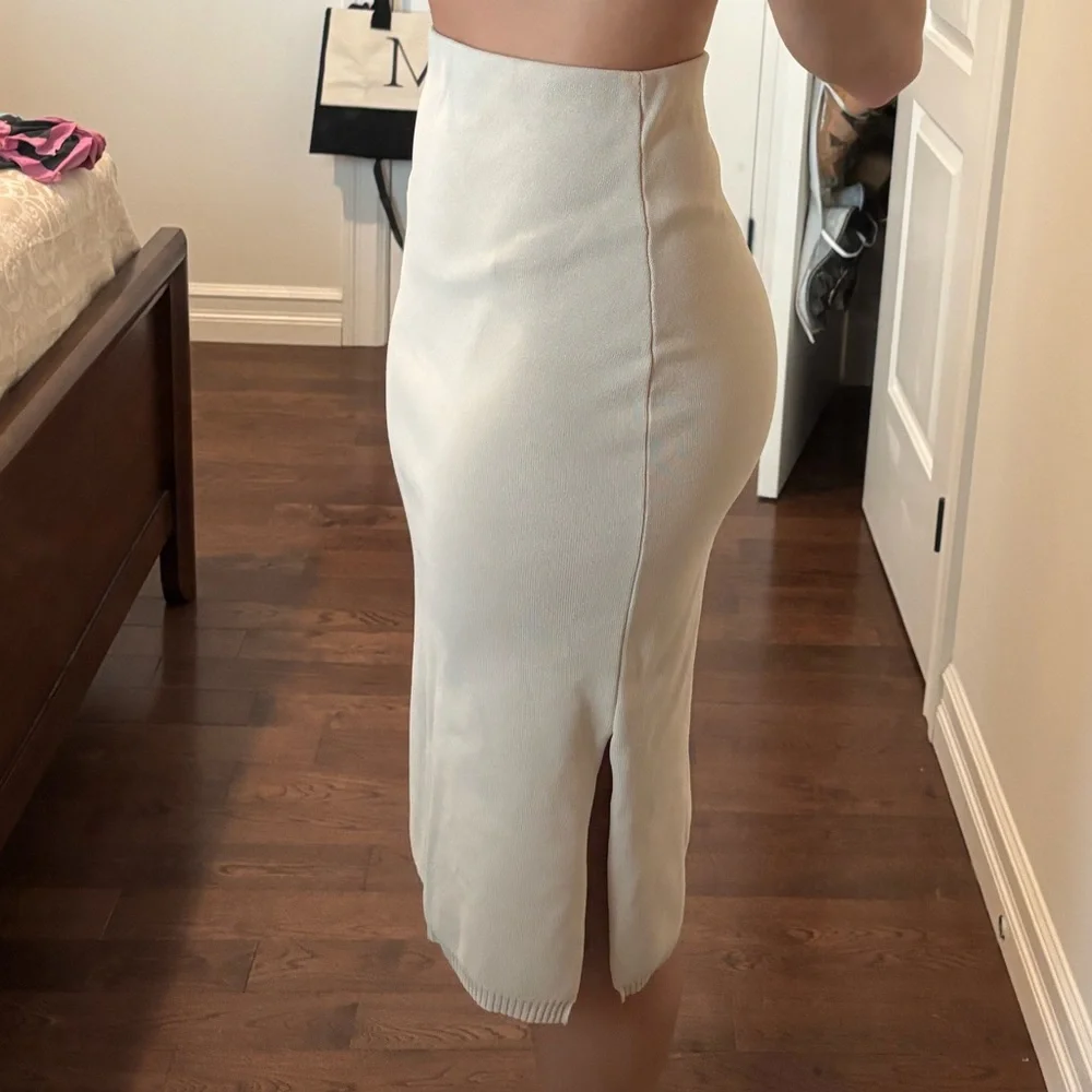 Beige Slit Leg Midi Skirt - Picture 3 of 7